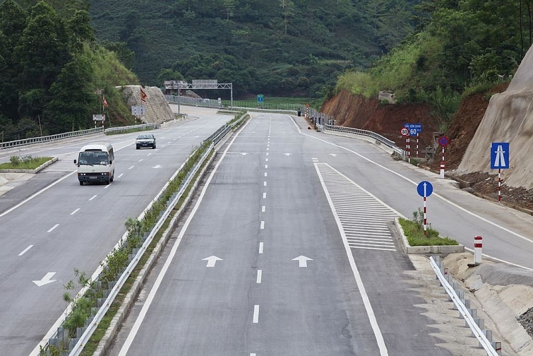 Bộ GTVT yêu cầu VEC giải quyết dứt điểm các tồn tại trên cao tốc Nội Bài - Lào Cai