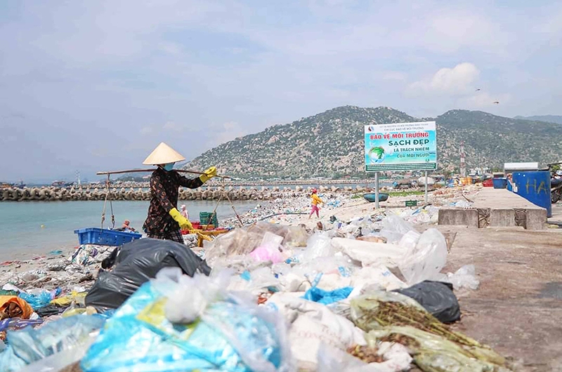 Ninh Thuận quyết tâm xử lý triệt để các điểm nóng về ô nhiễm môi trường trên địa bàn tỉnh cũng như tại các điểm du lịch
