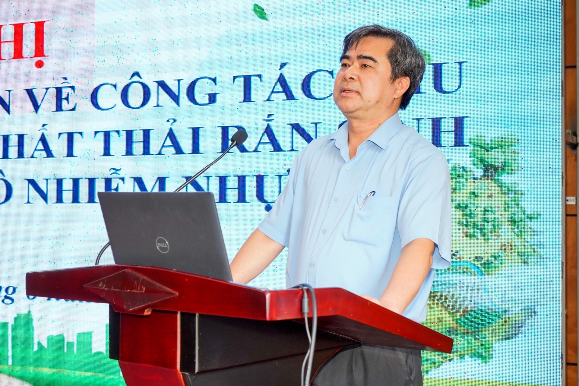 Phó Giám đốc Sở Tài nguyên và Môi trường Phạm Minh Thành phát biểu khai mạc hội nghị