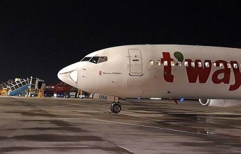 Sân bay Tân Sơn Nhất đón máy bay Hàn Quốc hạ cánh khẩn cấp