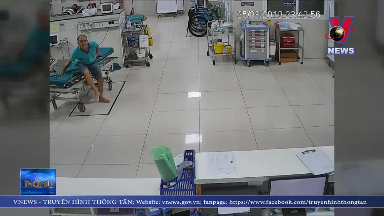 https://congnghiepmoitruong.vn/stores/video_data/nguyenvanminh/082019/27/14/Nam_benh_nhan_say_ruou_hanh_hung_nhan_vien_y_te_1.jpg
